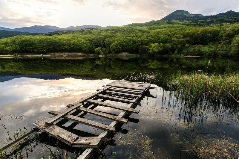 горное озеро фото превью