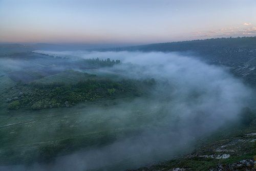 Рассветная река