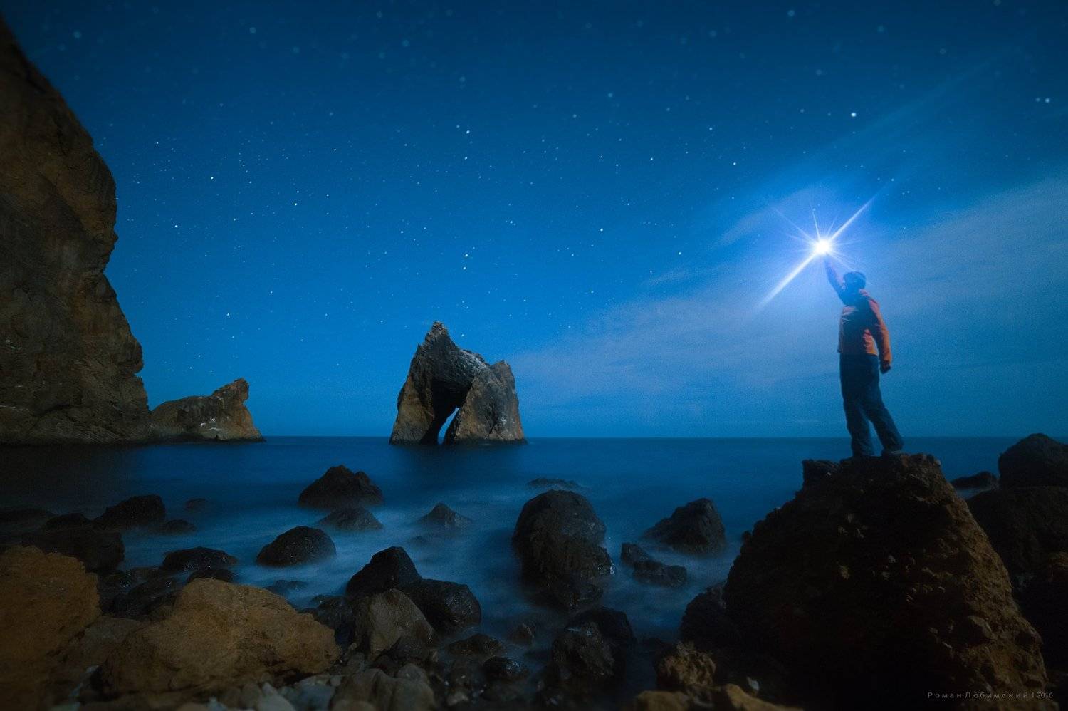 крым, золотыеворота, пейзаж, черноеморе, скала, коктебель, карадаг, россия, звезды, небо, ночноенебо, Роман Любимский
