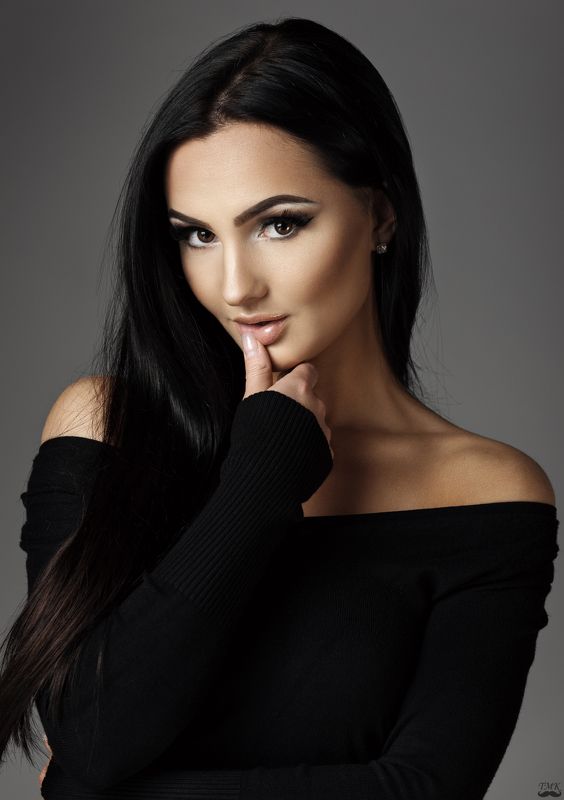 portrait Aiste фото превью