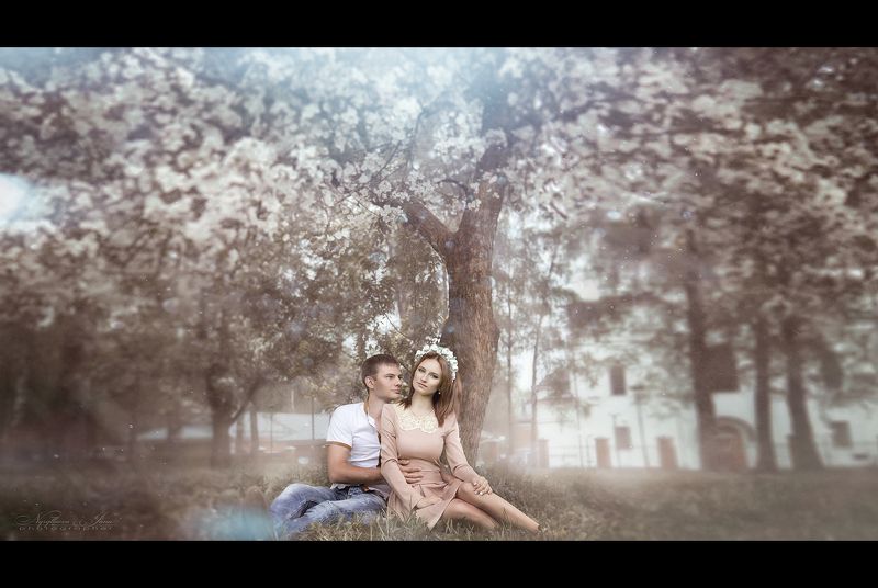 фотосессия цветущие деревья цветы пара любовь лавстори девушка парень природа красиво арт фотошоп love фото превью