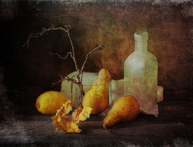 груши, лимон, стеклянная банка, ветки, кленовый лист  фото превью