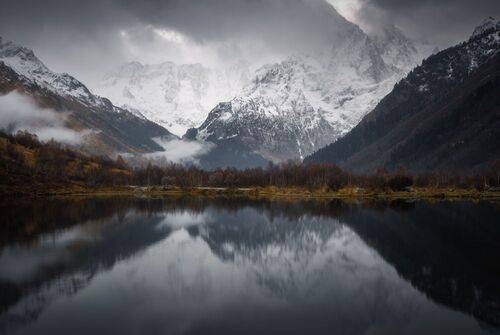 Пасмурное утро на озере Туманлы-Кёль.