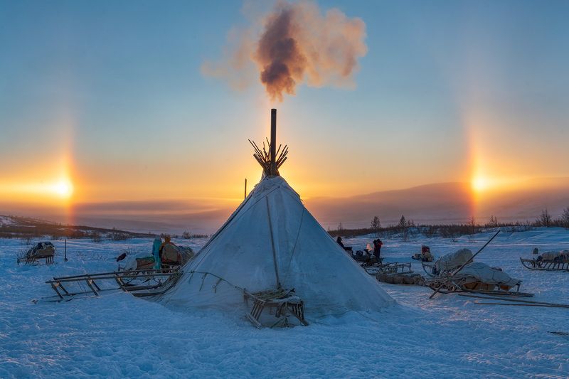 Утро в ненецком стойбище фото превью