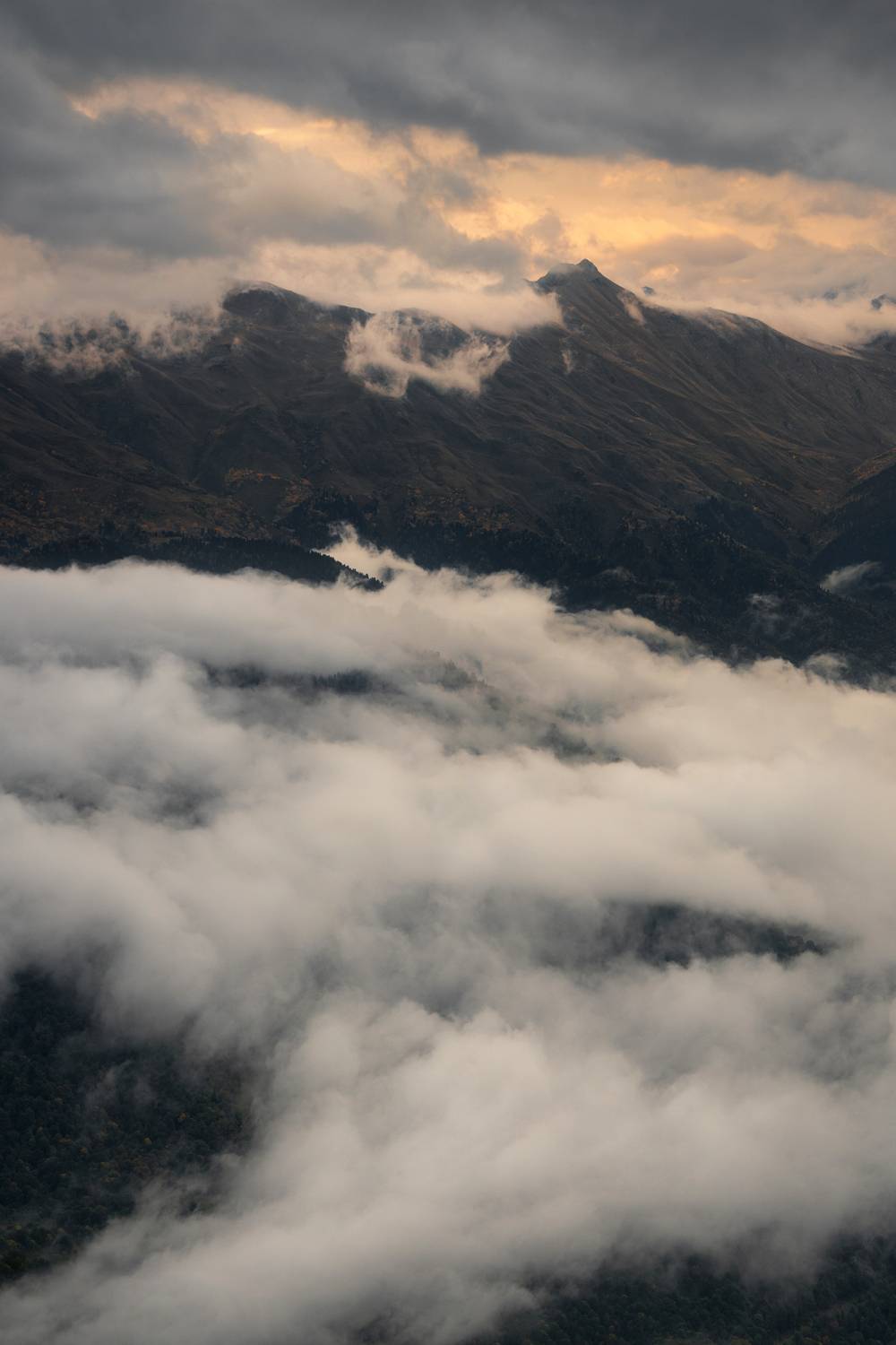 горы, облака, закат, осень, красная поляна, Растворов Игорь