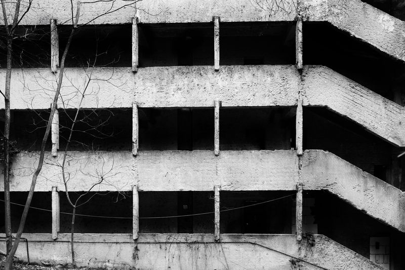 провалы, прямоугольник, геометрия Провалы в монолитности фото превью