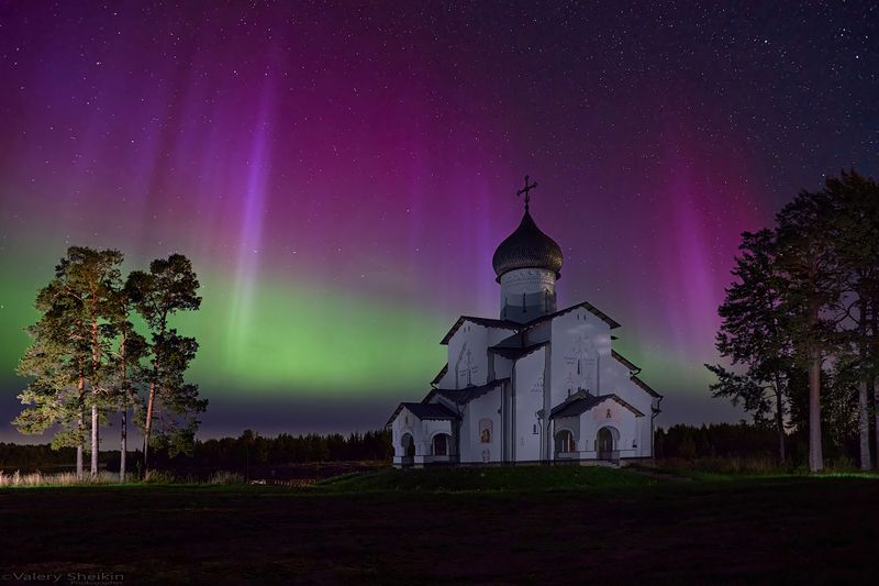 Аврора над Казанским скитом. фото превью