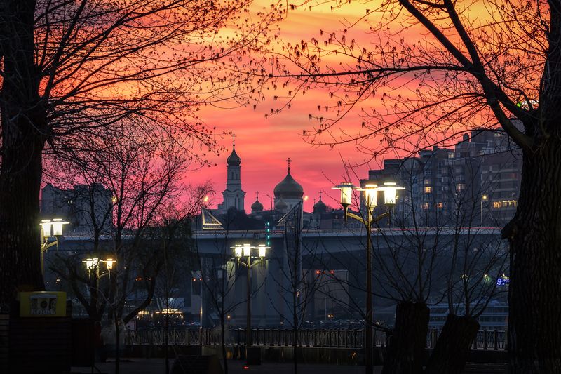 кавказ, вечерний город, ростов-на-дону, дон, закат в городе, композитная фотография, time blending Ростовский вечер фото превью