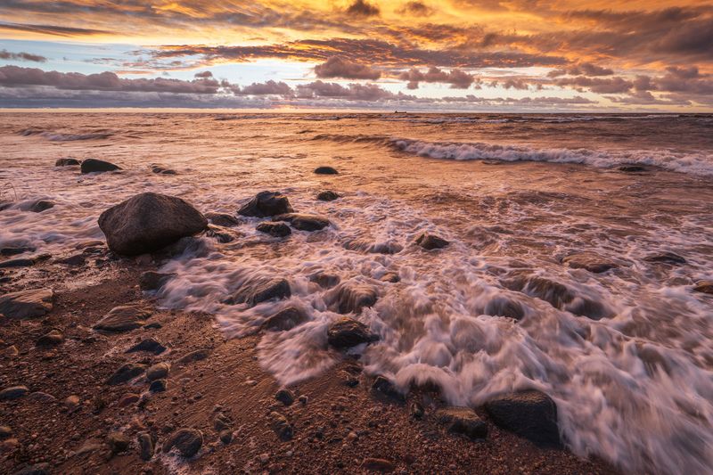 Осенний закат фото превью
