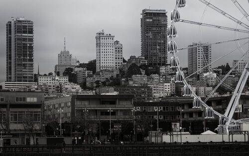 Urban contrast VIII