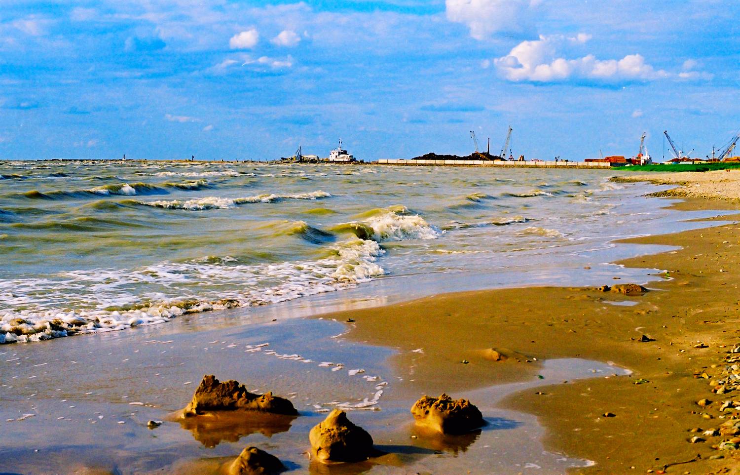 , Андрей Петросян