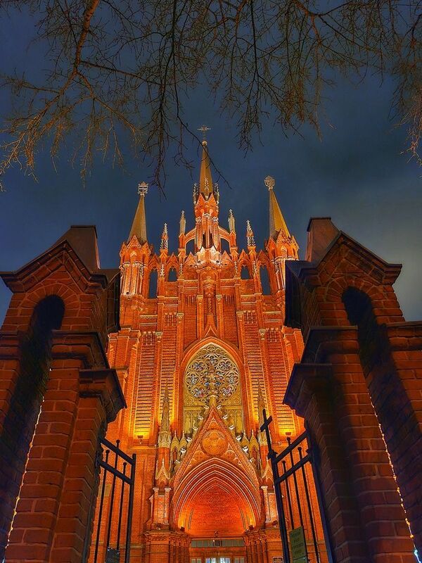 Архитектура, Кафедральный собор  Московская неоготика (Кафедральный собор) фото превью