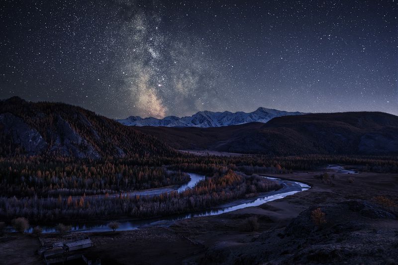 В тишине под тысячей звезд фото превью