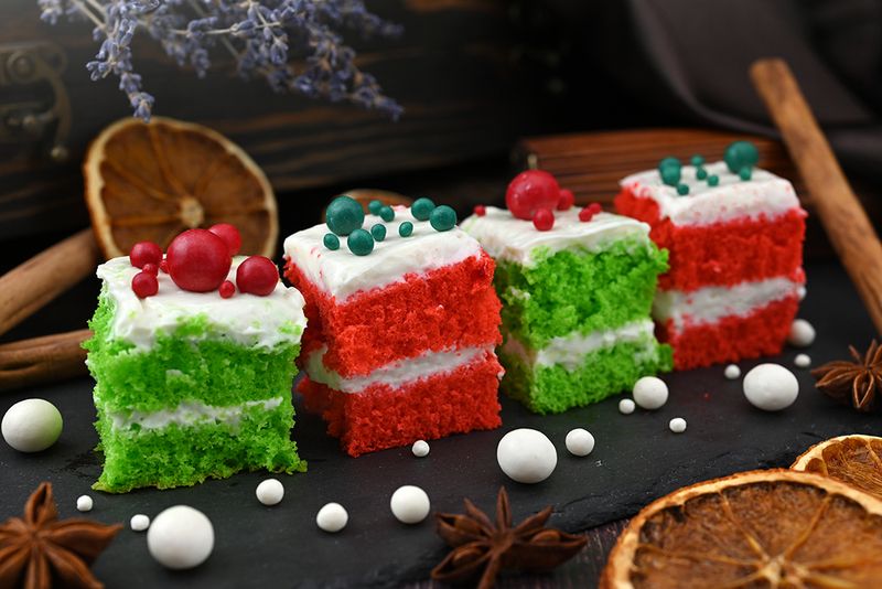 Новогодние пирожные  фото превью