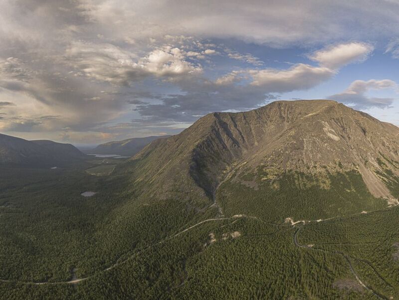 Вид на гору Рисчорр. Хибины фото превью