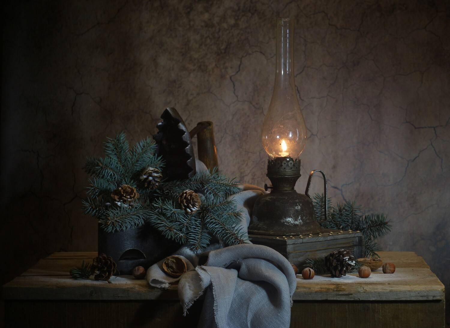 , Людмила Хрусталева*