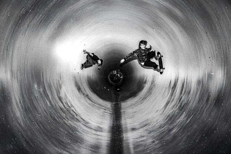 skateboarding, skate, black and white, art, fine art, urban, city, flash, people, lifestyle, sport Circle pit фото превью