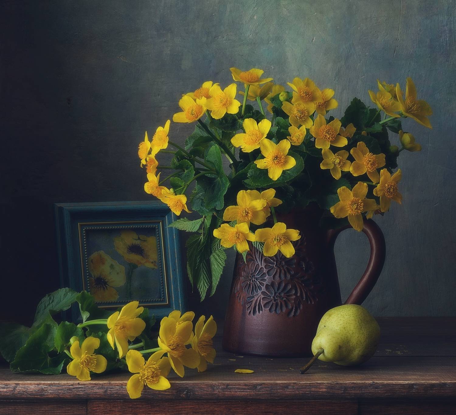 натюрморт,весна,цветы,калужница,кувшин, Наталия К