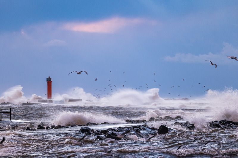 Штормит фото превью