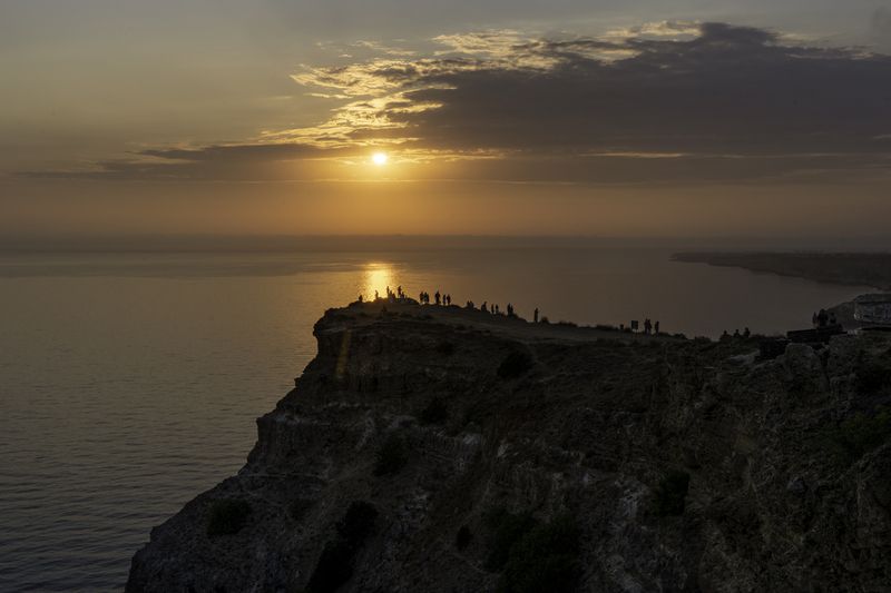 Россия, Крым, Севастополь, мыс Фиолент, закат Крымский закат фото превью
