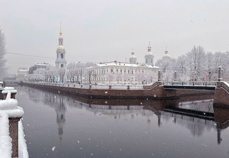 Первый снег фото превью