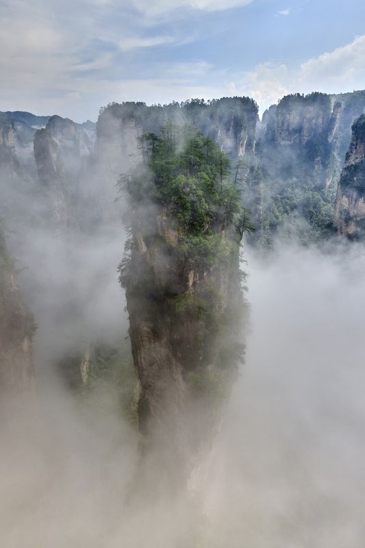 China Fenghuang Китай пейзаж горы АндрейПономарев AndreiPonomarev аватар гора Аватар-гора фото превью