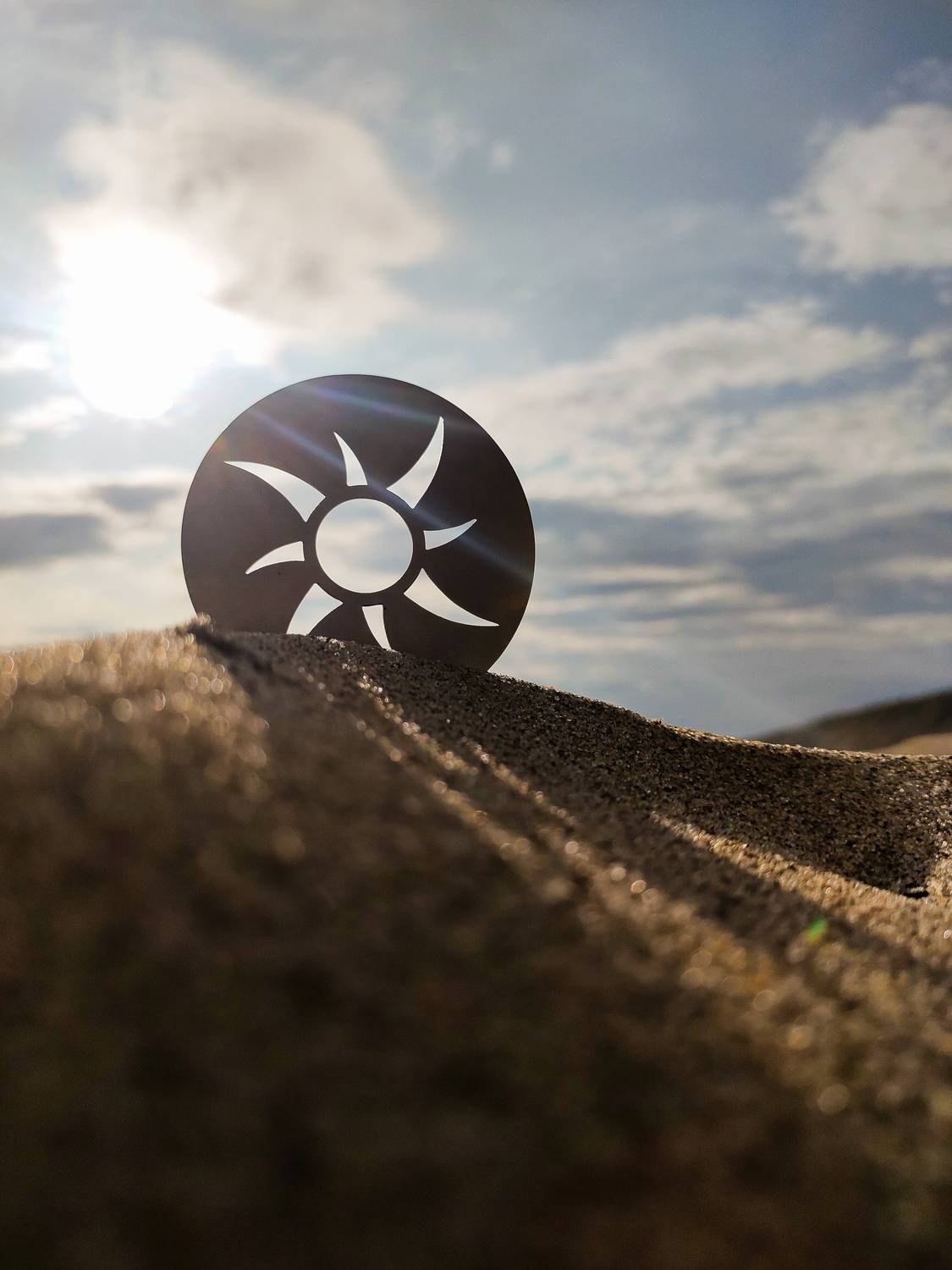 Солнце Песок Абстракция Металл Фигура Символ Пляж Природа Свет Тень Концепция Минимализм Текстура Небо Облака Горизонт Креатив Макро Контраст Искусство, Алексей Раимун