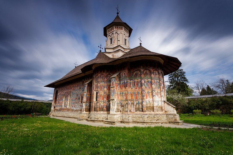 Румыния, Буковина, монастырь Монастырь фото превью