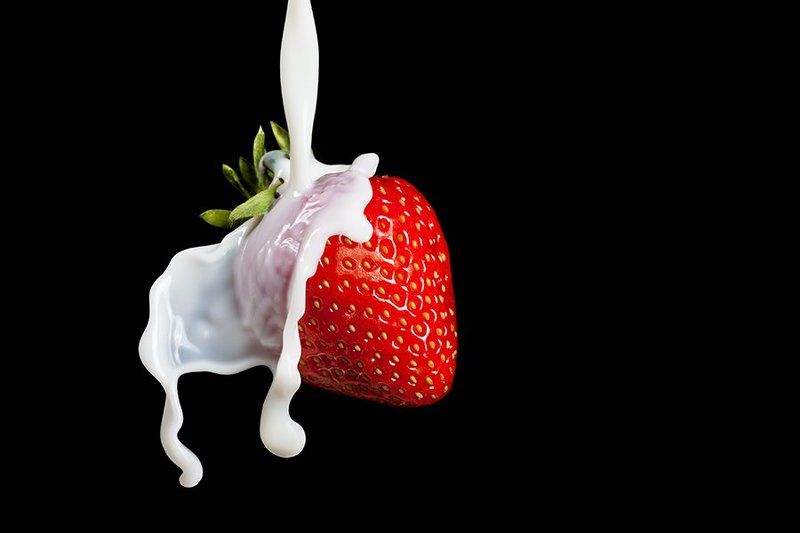 Клубника со сливками фото превью