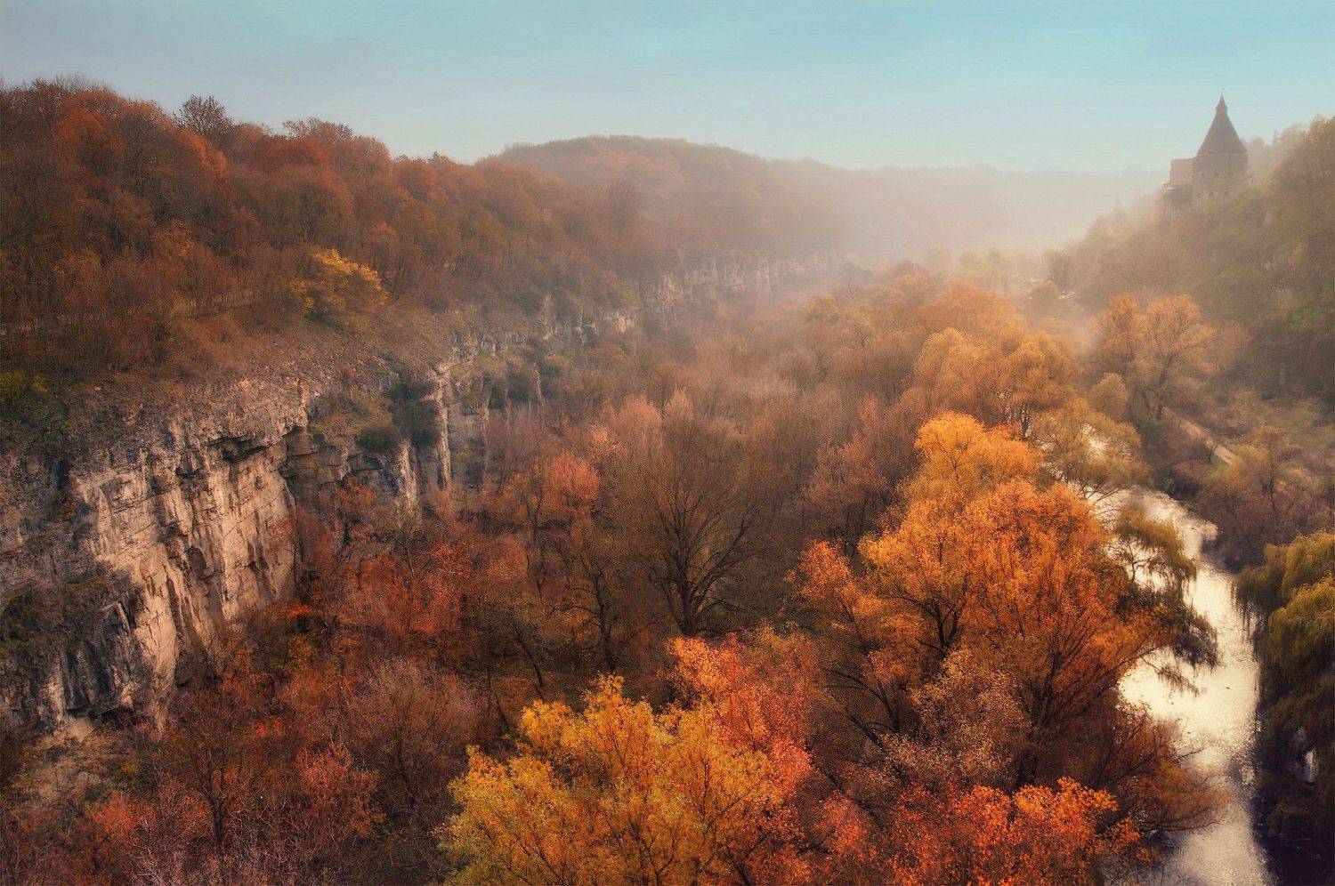 Вечер, Деревья, Замок, Золотая, Каменец-Подольский, Каньон, Мост, Осень, Речка, Скалы, Смотрич, Туман, Ущелье, Андрей Кобыща