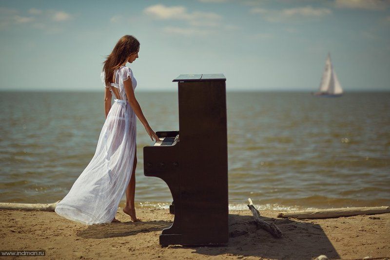 sea, girl, piano, sky, beach Музыка моря фото превью