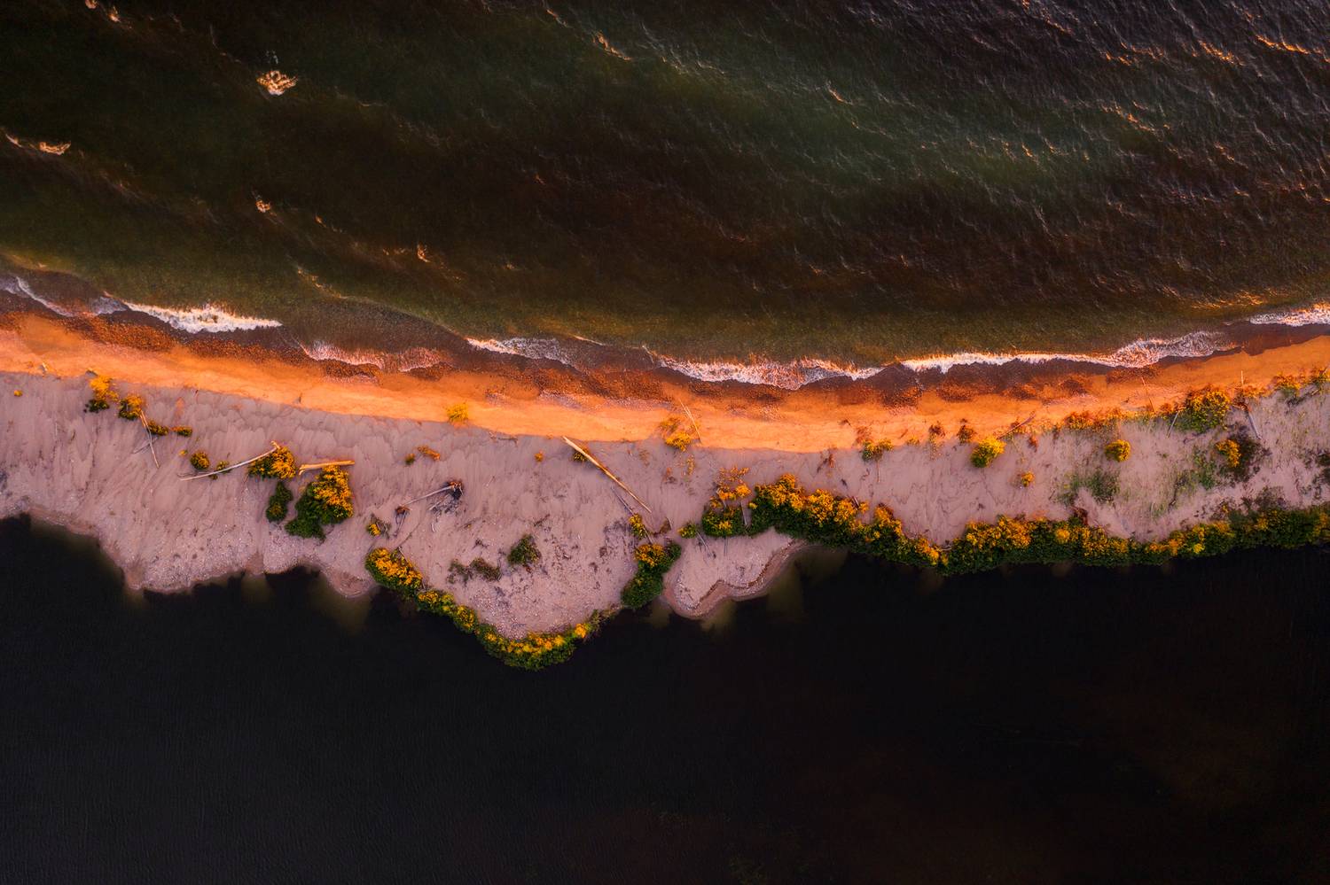 canada, ontario, ontarioparks, lakesuperiorprovincialpark, lakesuperior, agawariver, agawabay, sunset, sandwall, waves, pink, goldenhour, landscape, dronephotography, wild, nature, aerial, rampart, darkwater, canada_pic, explorecanada, water, lakelife, na, Radovanovic Marko