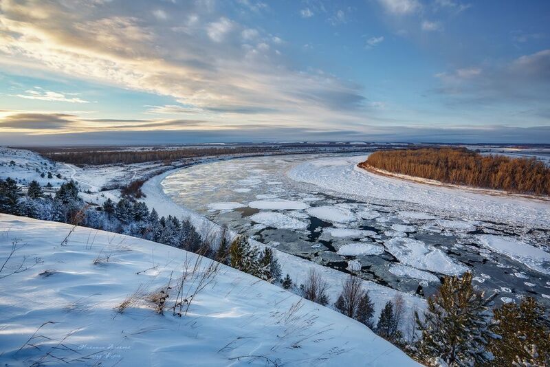 Шуга на реке. фото превью