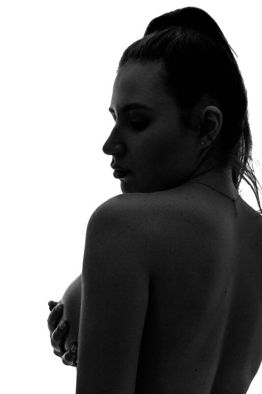 Yulya BW фото превью