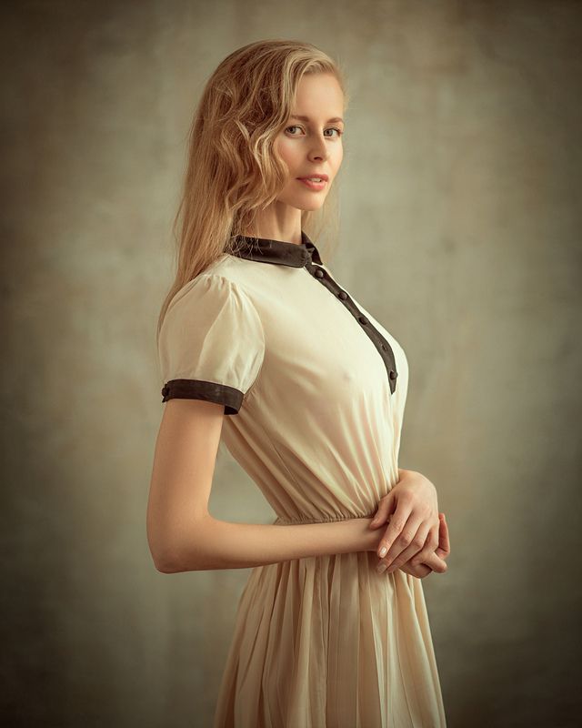 girl, model,hot, studio, portrait, black, light, young, summer, sexy studio photo фото превью