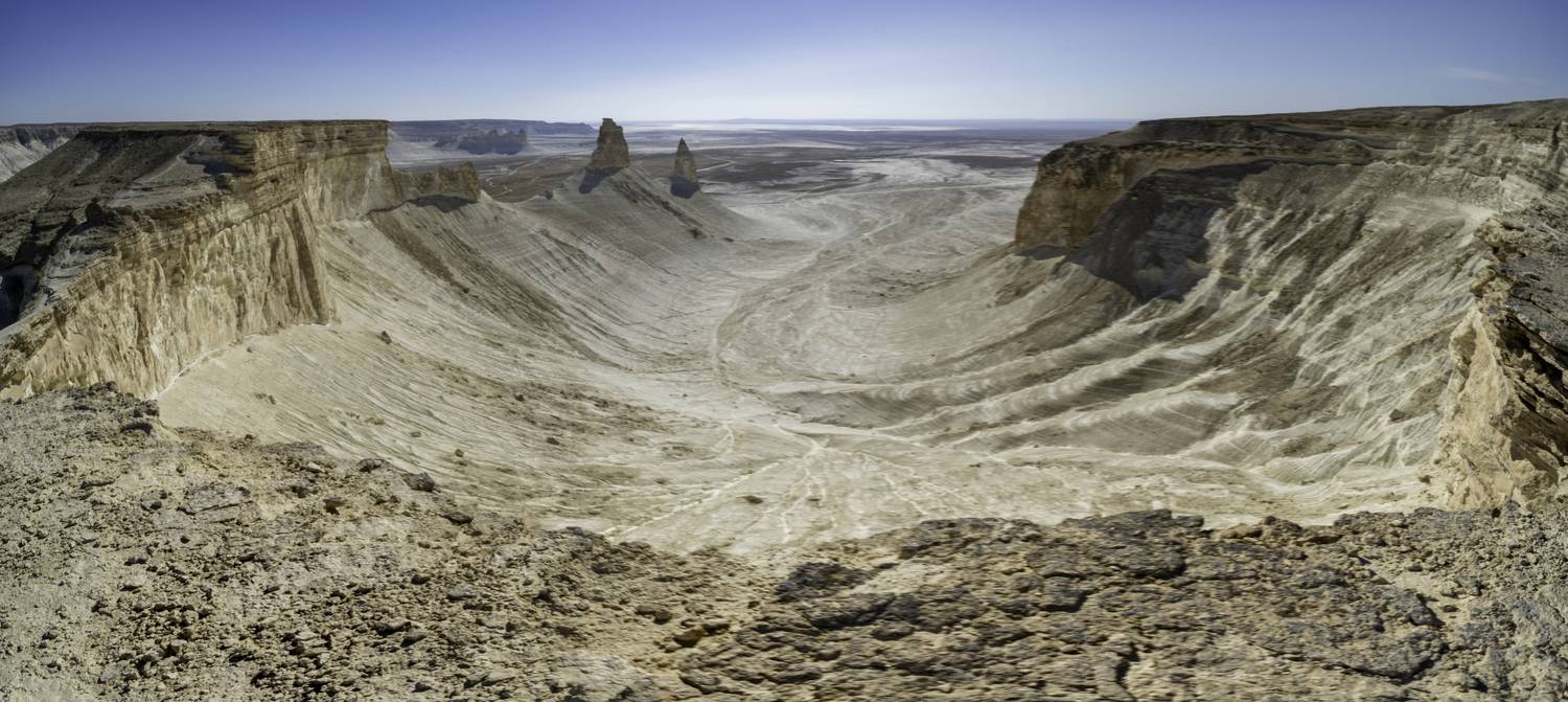 Казахстан, полуостров Мангышлак, Мангыстау, урочище Бозжыра, Гаврилов Юрий
