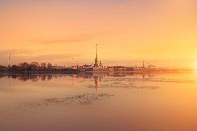 декабрьский рассвет на Неве... фото превью