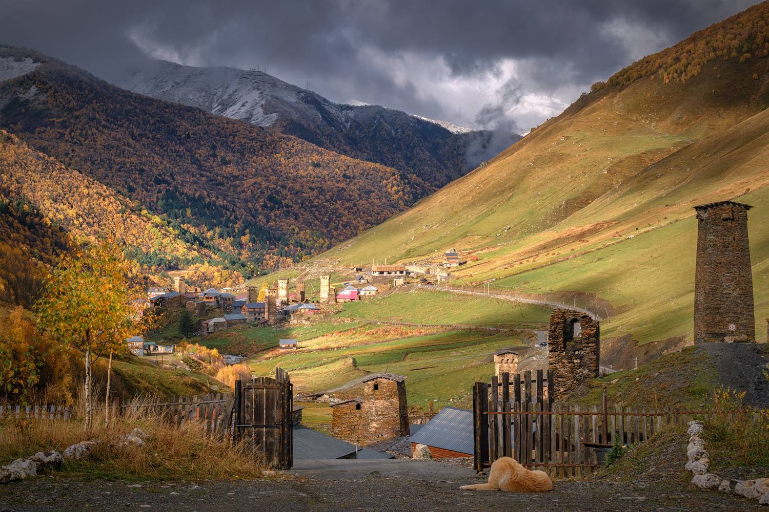 svaneti, ushguli, village, ushgulivillage, autumn, fall, tower, fog, river, mountain, landscape, scenery, travel, outdoors, georgia, sakartvelo, chizh, Чиж Андрей