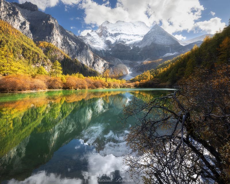 Отражение осени фото превью