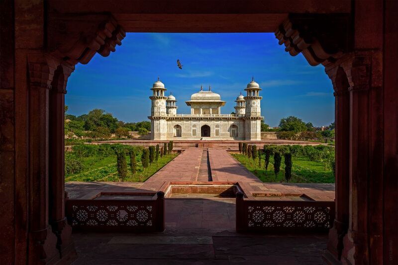 Itimad-ud-Daulah, Baby Taj, Бэби Тадж, Итимад-уд-Даула, Агра, Индия, достопримечательность, мавзолей, захоронение, старый, древний, великие моголы, путешествие, поездка Бэби Тадж (Итимад-уд-Даула). Агра. Индия. фото превью