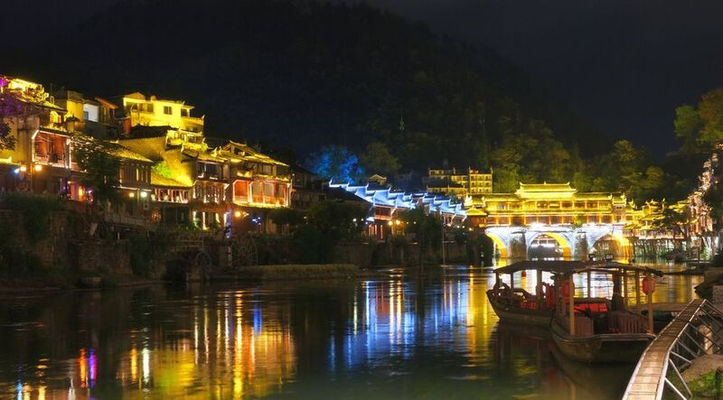 фэнхуан, китай Ночной Фэнхуан фото превью