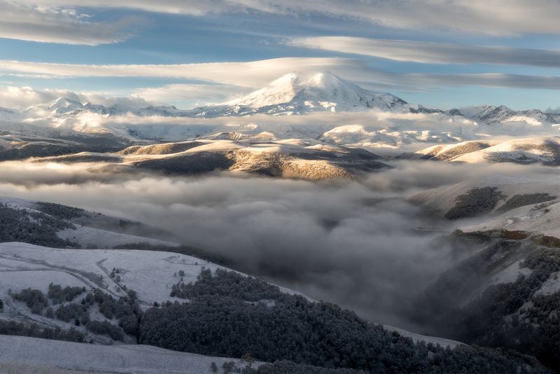 кавказ, кабардино-балкария, эльбрус, джилы-су, главный кавказский хребет, рассвет, харбас, горы Эльбрус по дороге на Джилы-Су фото превью