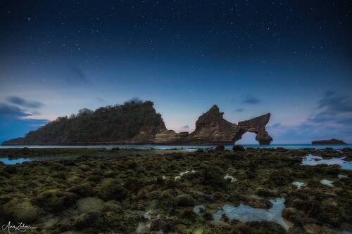 Atuh beach