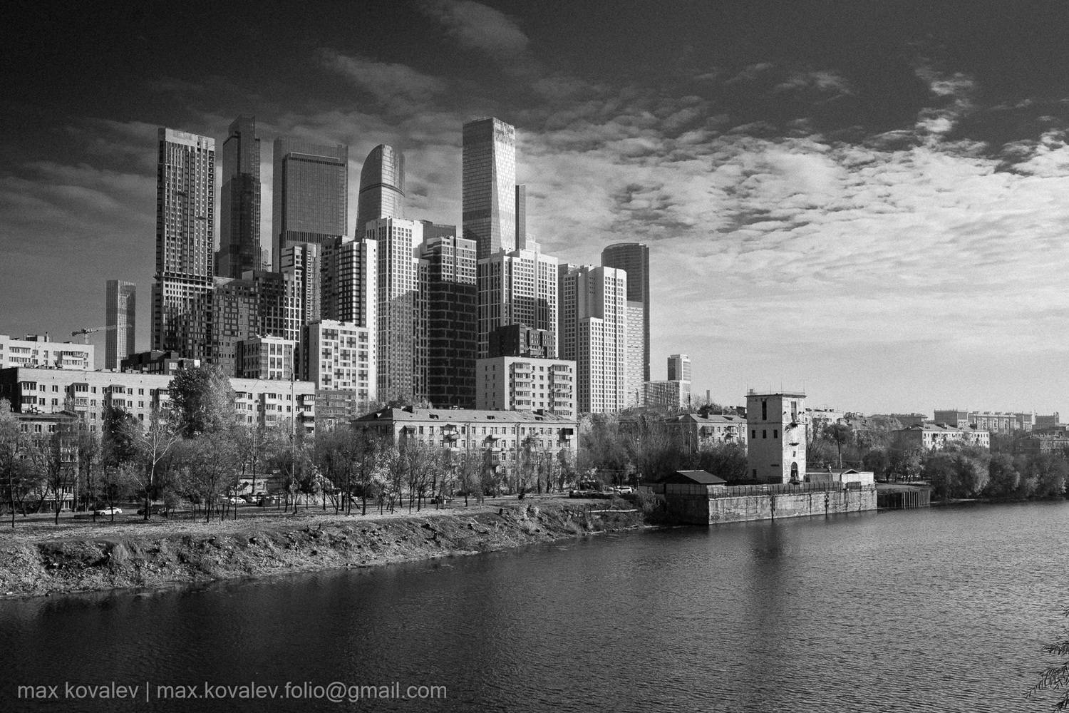 moscou, moscow, moskva river, russia, architecture, bank, building, cloud, embankment, sky-scraper, tall house, tower, москва, москва река, москва-сити, россия, архитектура, башня, берег реки, высотка, здание, набережная, небо, небоскрёб, облако, элеватор, Ковалёв Максим