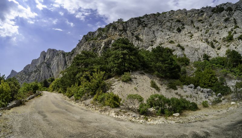 Россия, Крым, старое Севастопольское шоссе,  Старое Севастопольское шоссе фото превью