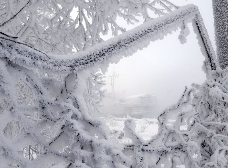 зима, сибирь, корабли, иней, забор, енисей В снежной рамочке фото превью