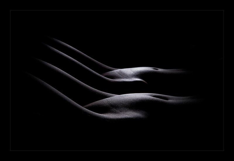 девушки, силуэты Параллельные кривые... не пересекаются...!!! фото превью