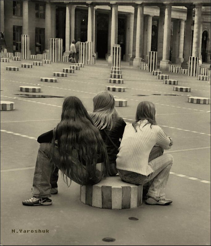 париж, пале-рояль, парижанки, грации, франция Три грации фото превью