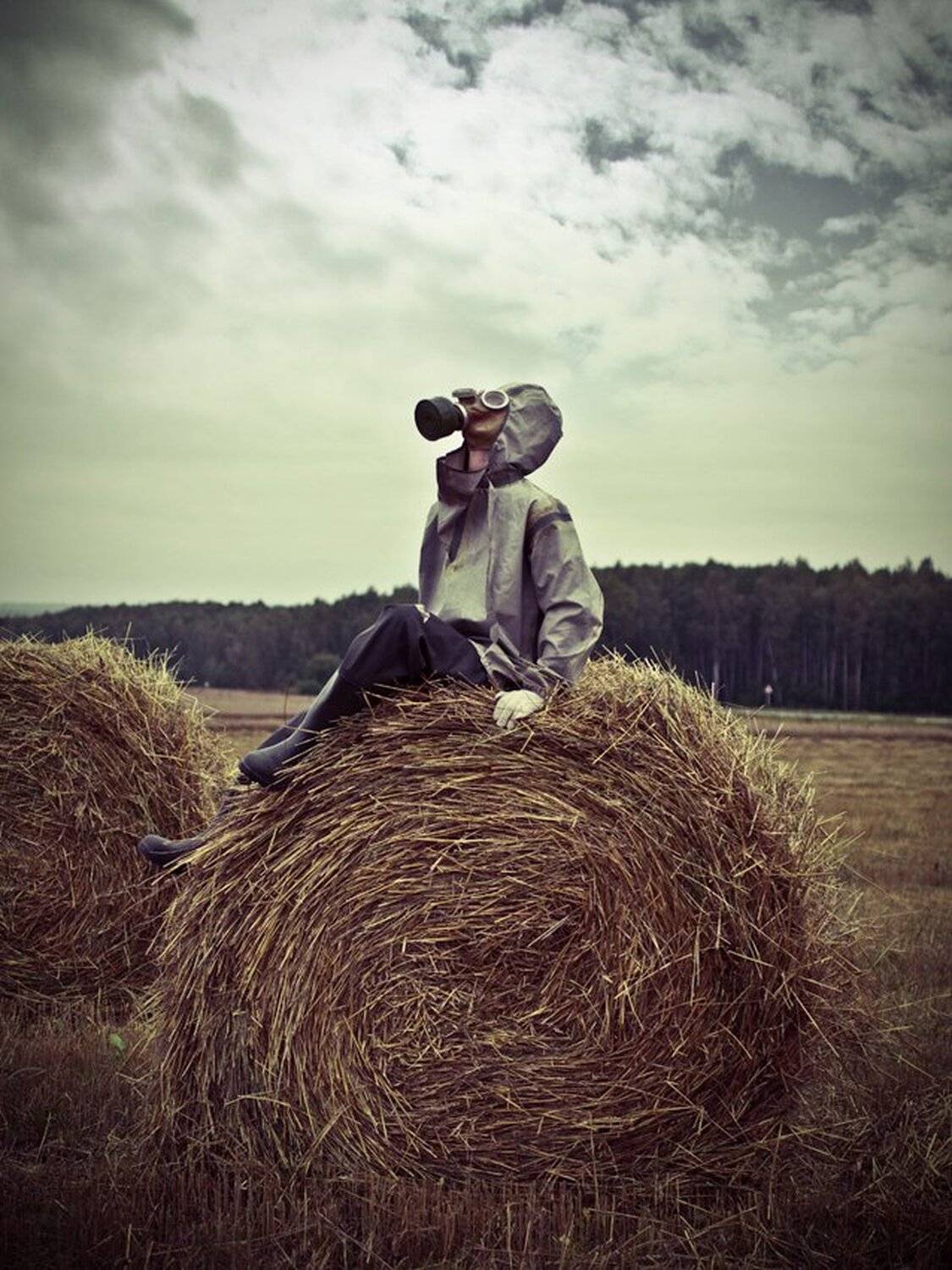 поле, противогаз, стог сена, сено,, dimboz