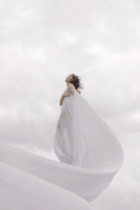 девушка, ткань, юрьев б/н фото превью